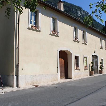 Molino Del Duca Cesi Guest House Terni Exterior photo